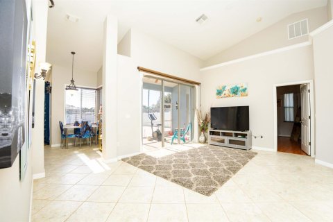 Casa en venta en Port St. Lucie, Florida, 4 dormitorios, 217.95 m2 № 2078158 - foto 5