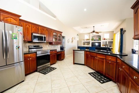 Casa en venta en Port St. Lucie, Florida, 4 dormitorios, 217.95 m2 № 2078158 - foto 9