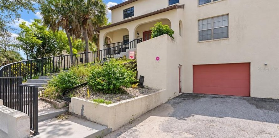 Condo in Bradenton, Florida, 2 bedrooms № 2378060