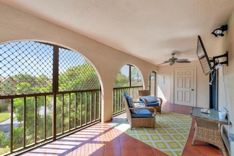 Condo in Bradenton, Florida, 2 bedrooms № 2378060 - photo 4