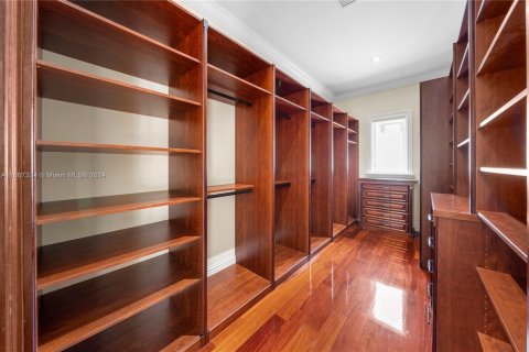 Купить виллу или дом в Майами, Флорида 6 спален, 575.81м2, № 1715299 - фото 28