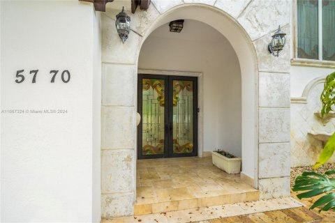 Купить виллу или дом в Майами, Флорида 6 спален, 575.81м2, № 1715299 - фото 6