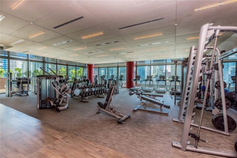 Condo in Miami, Florida, 1 bedroom № 2080925 - photo 18