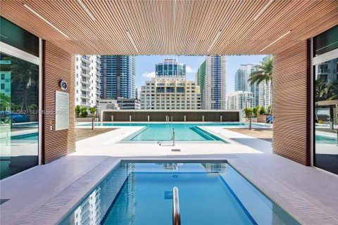 Condo in Miami, Florida, 1 bedroom № 2080925 - photo 21
