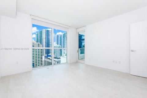 Condo in Miami, Florida, 1 bedroom № 2080925 - photo 10