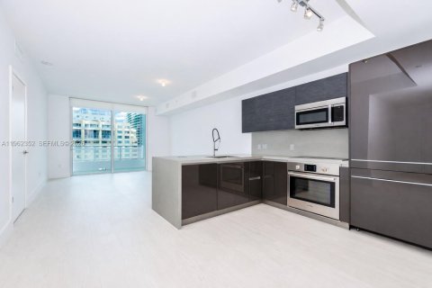 Condo in Miami, Florida, 1 bedroom  № 2080925