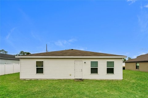 Villa ou maison à louer à Poinciana, Floride: 4 chambres, 131.36 m2 № 1588831 - photo 16