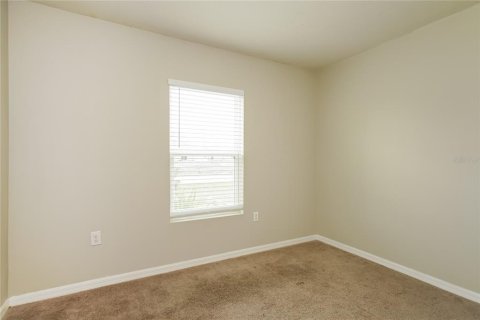 Villa ou maison à louer à Poinciana, Floride: 4 chambres, 131.36 m2 № 1588831 - photo 12