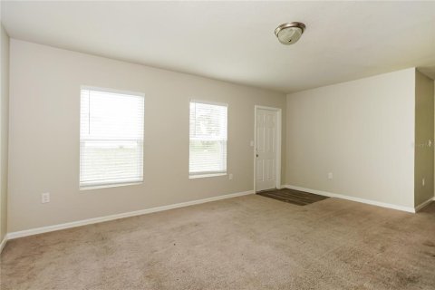 Villa ou maison à louer à Poinciana, Floride: 4 chambres, 131.36 m2 № 1588831 - photo 4