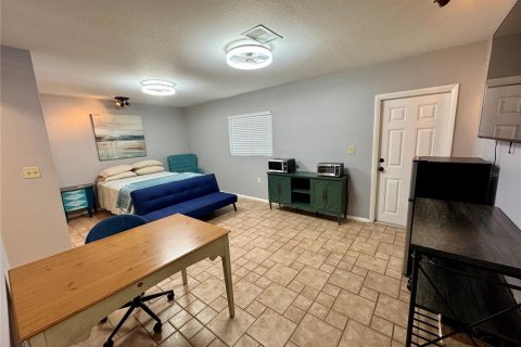 Apartment in Seminole, Florida 2 rooms, 46.82 sq.m. № 2396693 - photo 3