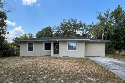 Villa ou maison à Babson Park, Floride 4 chambres, 118.64 m2 № 2126805
