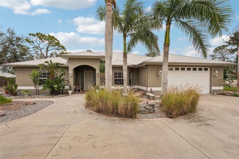 House in Sarasota, Florida 3 bedrooms, 278.89 sq.m. № 1542882 - photo 5