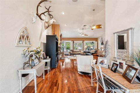 House in Sarasota, Florida 3 bedrooms, 278.89 sq.m. № 1542882 - photo 7