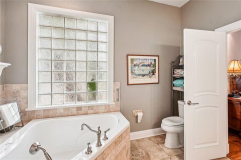 House in Sarasota, Florida 3 bedrooms, 278.89 sq.m. № 1542882 - photo 27