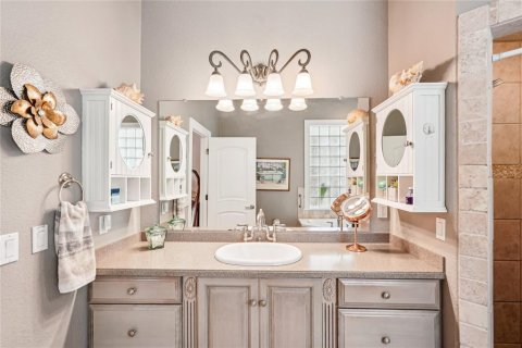 House in Sarasota, Florida 3 bedrooms, 278.89 sq.m. № 1542882 - photo 30
