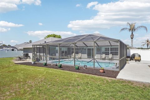 House in Wildwood, Florida 4 bedrooms, 246.1 sq.m. № 2236564 - photo 7
