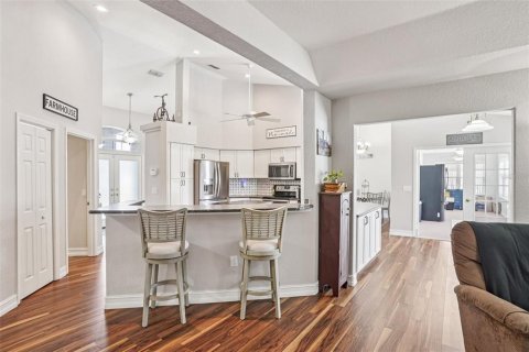 House in Wildwood, Florida 4 bedrooms, 246.1 sq.m. № 2236564 - photo 26