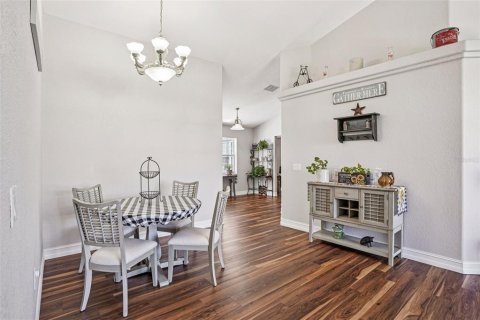 House in Wildwood, Florida 4 bedrooms, 246.1 sq.m. № 2236564 - photo 24