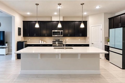 Villa ou maison à vendre à Ormond Beach, Floride: 4 chambres, 245.35 m2 № 2414919 - photo 5