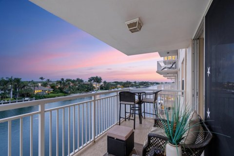 Condo à Hillsboro Beach, Floride, 2 chambres № 2262671