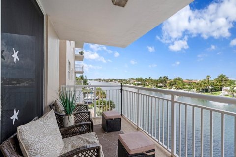 Copropriété à vendre à Hillsboro Beach, Floride: 2 chambres, 92.9 m2 № 2262671 - photo 17