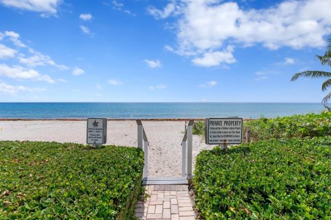 Copropriété à vendre à Hillsboro Beach, Floride: 2 chambres, 92.9 m2 № 2262671 - photo 21