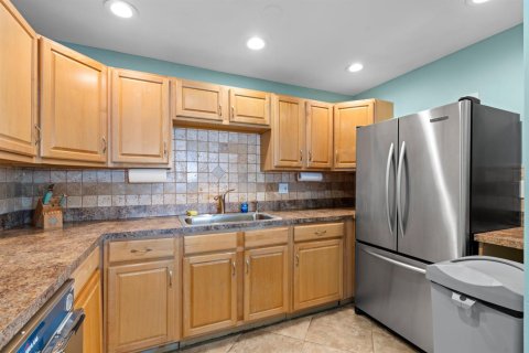 Copropriété à vendre à Hillsboro Beach, Floride: 2 chambres, 92.9 m2 № 2262671 - photo 30