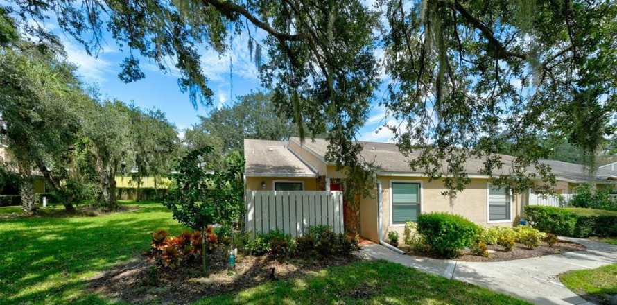 Condominio en Sarasota, Florida, 3 dormitorios № 1916272