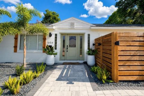 Villa ou maison à Orlando, Floride 5 chambres, 146.6 m2 № 2321252