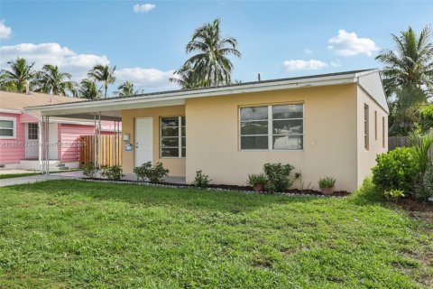 Casa en venta en Lake Worth, Florida, 2 dormitorios, 85.47 m2 № 1942565 - foto 4