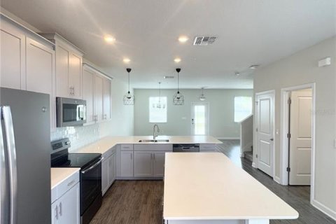 Adosado en alquiler en Orlando, Florida, 3 dormitorios, 150.5 m2 № 1877084 - foto 10