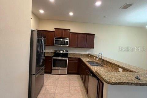 Townhouse in Orlando, Florida 3 bedrooms, 153.2 sq.m. № 2412558 - photo 8
