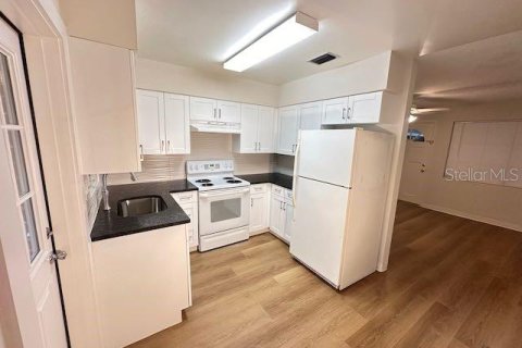 Apartamento en alquiler en Lakeland, Florida, 2 dormitorios, 65.03 m2 № 1839793 - foto 8