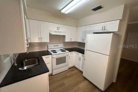 Apartamento en alquiler en Lakeland, Florida, 2 dormitorios, 65.03 m2 № 1839793 - foto 5