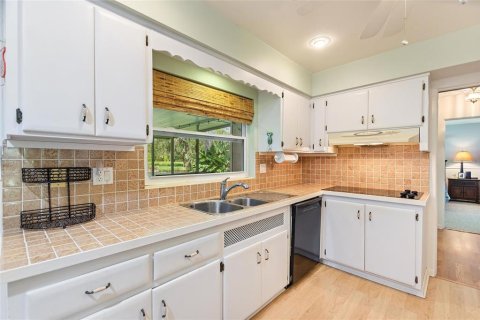 Villa ou maison à vendre à Indian lake estates, Floride: 2 chambres, 154.22 m2 № 1909491 - photo 3
