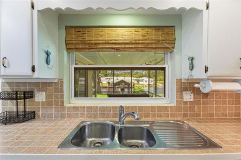 Villa ou maison à vendre à Indian lake estates, Floride: 2 chambres, 154.22 m2 № 1909491 - photo 4