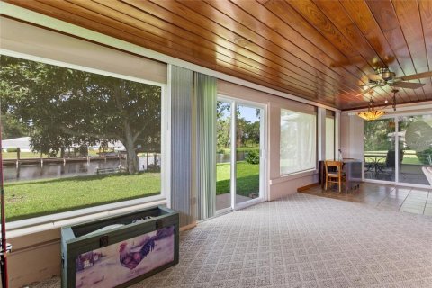 Villa ou maison à vendre à Indian lake estates, Floride: 2 chambres, 154.22 m2 № 1909491 - photo 14
