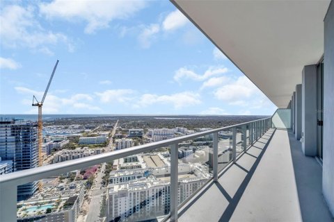 Снять в аренду кондоминиум в Сент-Питерсберг, Флорида 6 комнат, 180.97м2, № 2156102 - фото 15
