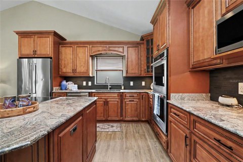 House in Ocala, Florida 3 bedrooms, 254.46 sq.m. № 2092192 - photo 27