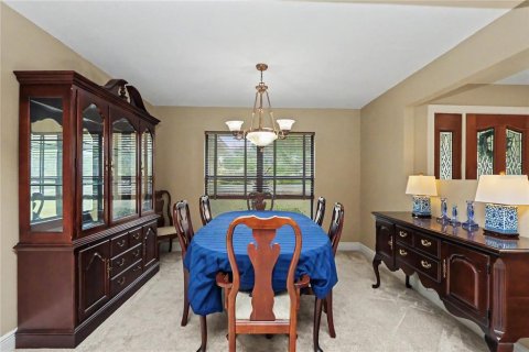 House in Ocala, Florida 3 bedrooms, 254.46 sq.m. № 2092192 - photo 15