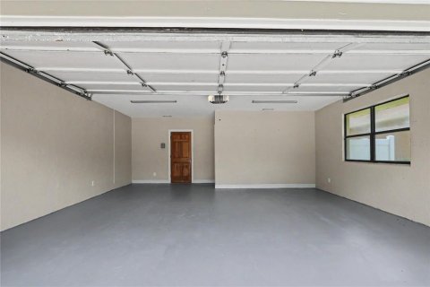 House in Ocala, Florida 3 bedrooms, 254.46 sq.m. № 2092192 - photo 23