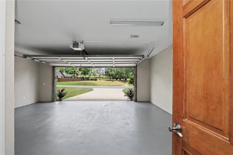 House in Ocala, Florida 3 bedrooms, 254.46 sq.m. № 2092192 - photo 21