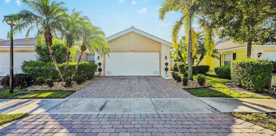 Villa ou maison à Port St. Lucie, Floride 2 chambres, 156.08 m2 № 1954711