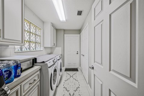 Villa ou maison à vendre à Port St. Lucie, Floride: 2 chambres, 156.08 m2 № 1954711 - photo 16