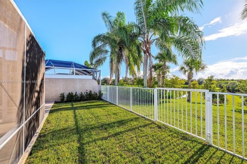 Villa ou maison à vendre à Port St. Lucie, Floride: 2 chambres, 156.08 m2 № 1954711 - photo 11