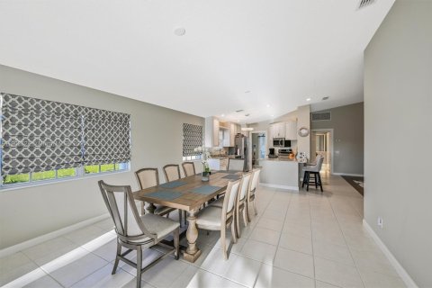 Villa ou maison à vendre à Port St. Lucie, Floride: 2 chambres, 156.08 m2 № 1954711 - photo 25