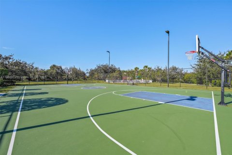Villa ou maison à vendre à Port St. Lucie, Floride: 2 chambres, 156.08 m2 № 1954711 - photo 3