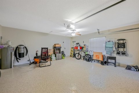Villa ou maison à vendre à Port St. Lucie, Floride: 2 chambres, 156.08 m2 № 1954711 - photo 15