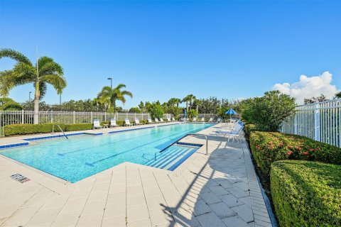 Villa ou maison à vendre à Port St. Lucie, Floride: 2 chambres, 156.08 m2 № 1954711 - photo 7