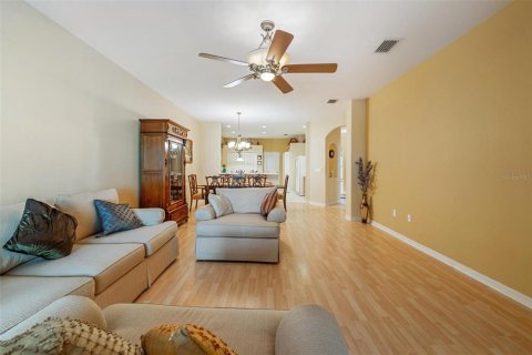 Casa en venta en Wesley Chapel, Florida, 3 dormitorios, 159.14 m2 № 1907701 - foto 8